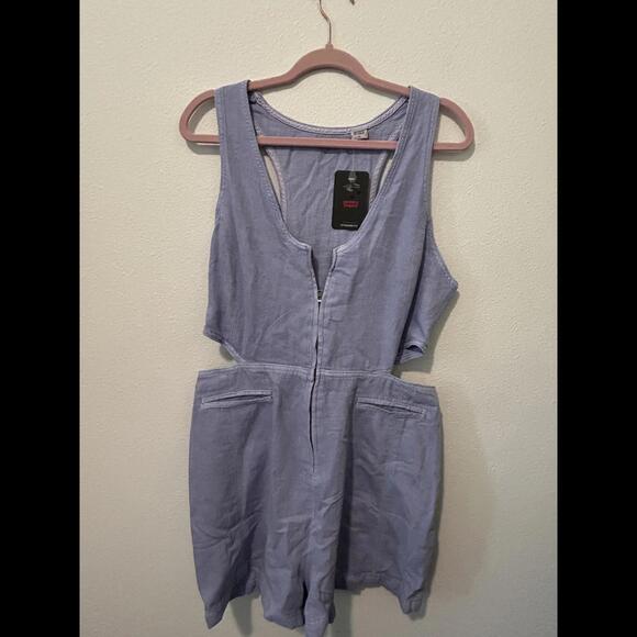 NWT Levi's Standard Fit Chambray Romper - Light Blue - Picture 1 of 7
